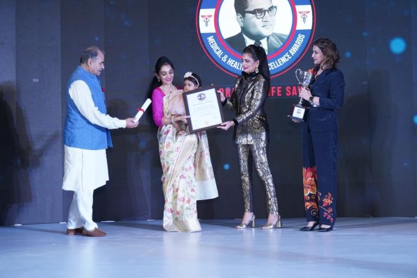 Emerging Young Leader in Medicine Award Dr Inderpaul Singh Sehgal’s Family Accepts on  his Behalf
